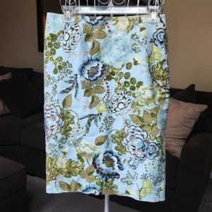 Talbots sz 2 blue floral print pencil skirt